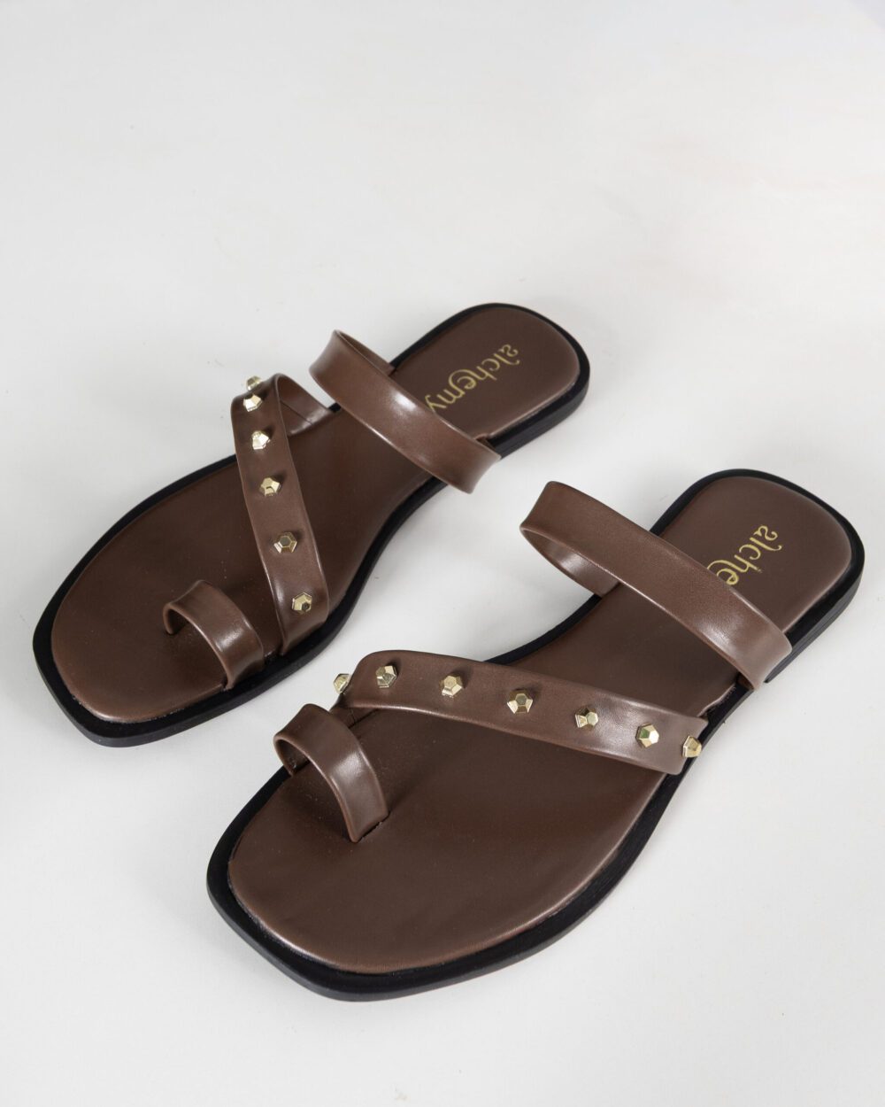 WALNUT – Vegan Leather Flats in Brown